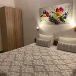 Floros Apartments